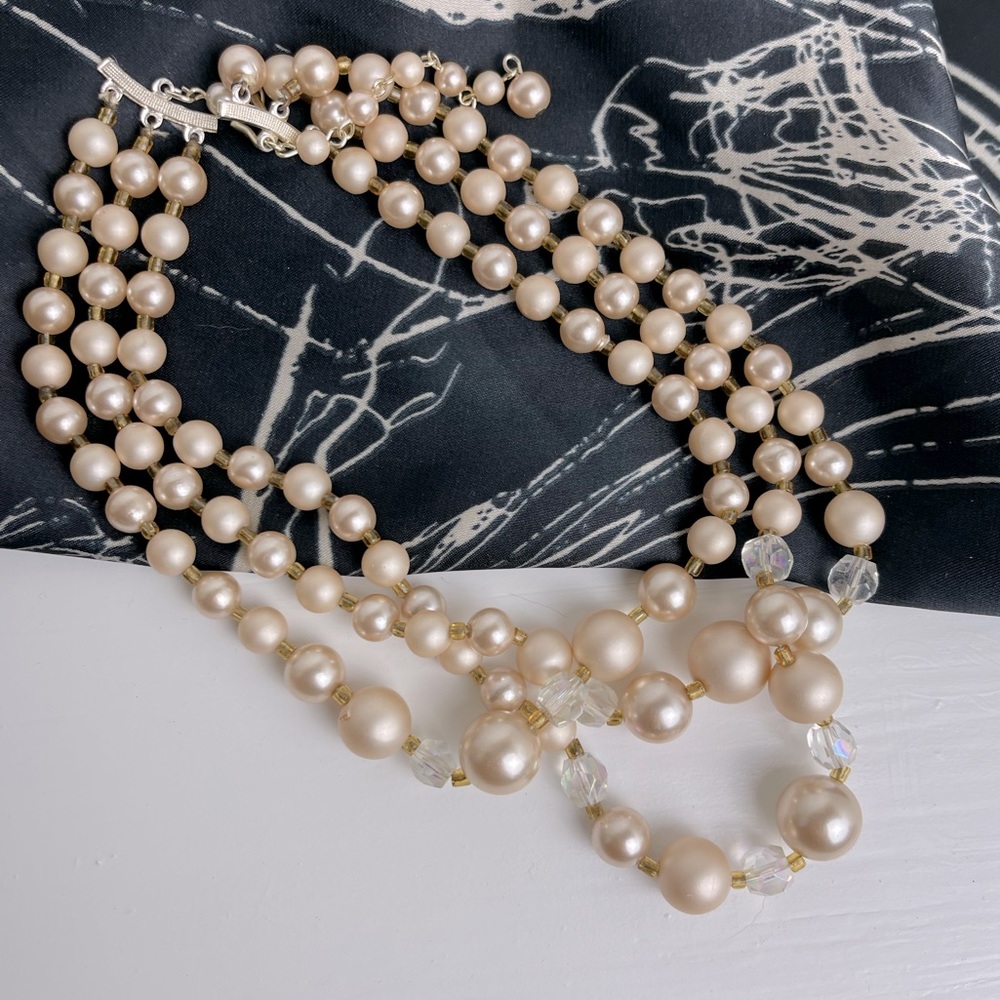 Champagne peral elegant chocker necklace